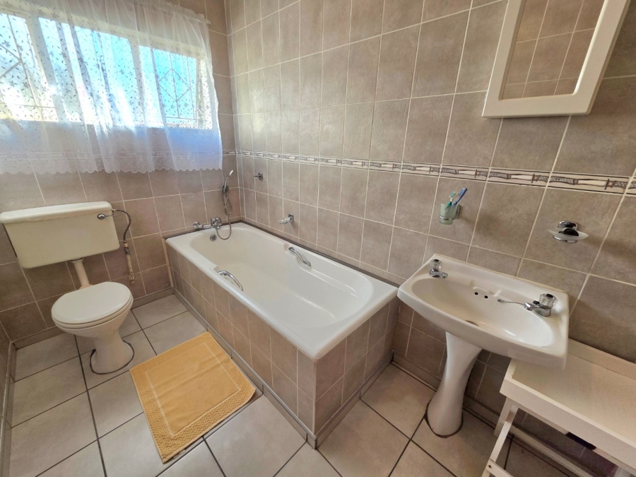 4 Bedroom Property for Sale in Morelig Free State